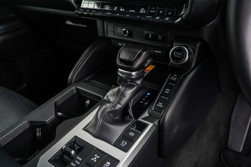 https://vehicle-cdn.autoleague.cloud/34708_6512144_18.jpg