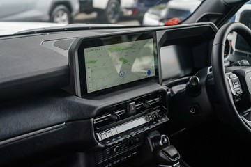 https://vehicle-cdn.autoleague.cloud/34708_6512144_21.jpg