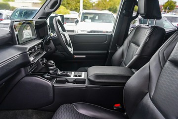 https://vehicle-cdn.autoleague.cloud/34708_6512144_23.jpg