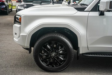 https://vehicle-cdn.autoleague.cloud/34708_6512144_5.jpg