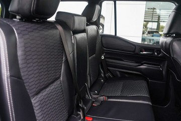 https://vehicle-cdn.autoleague.cloud/34708_6512144_9.jpg