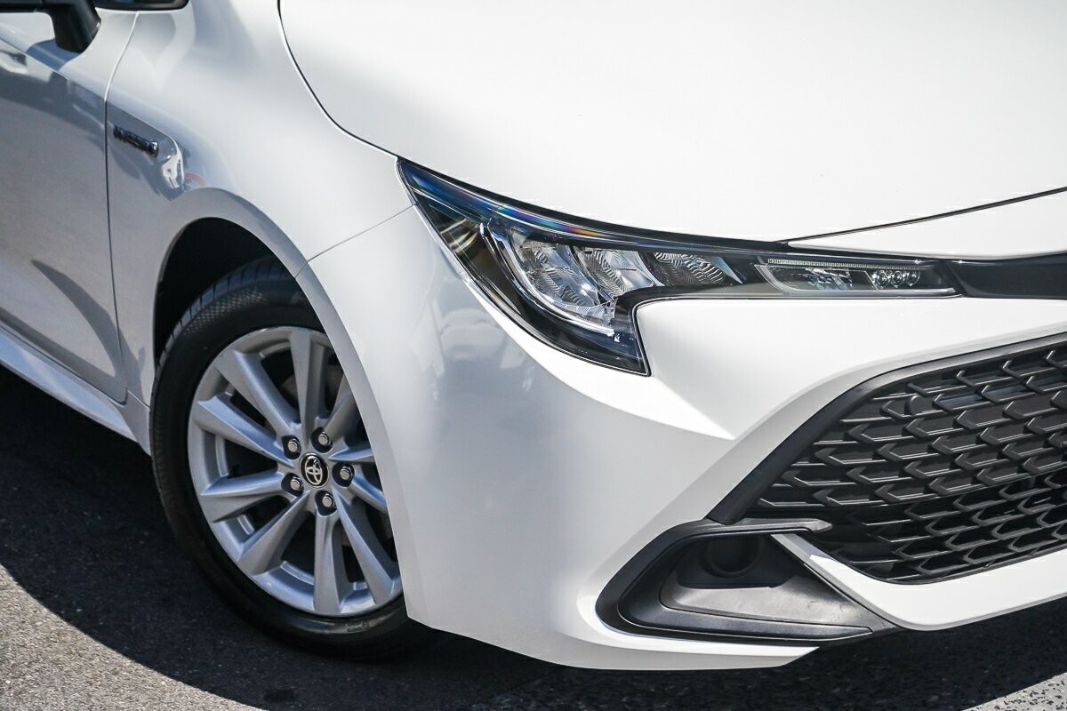 Toyota Corolla image 2