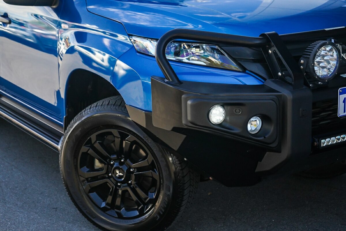 Mitsubishi Triton image 2