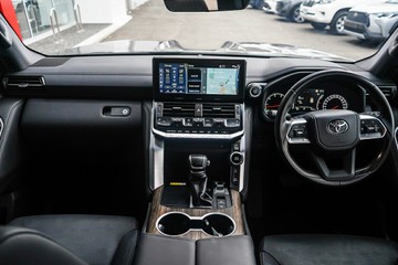 https://vehicle-cdn.autoleague.cloud/34708_6512163_10.jpg