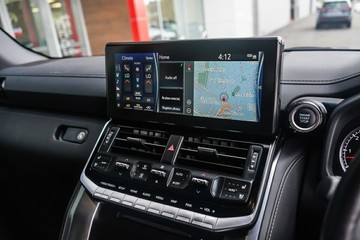 https://vehicle-cdn.autoleague.cloud/34708_6512163_17.jpg