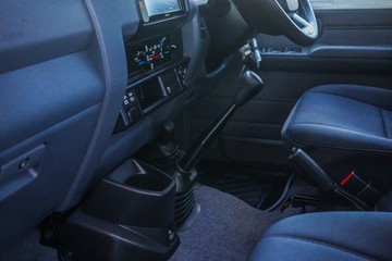 https://vehicle-cdn.autoleague.cloud/34708_6512266_23.jpg