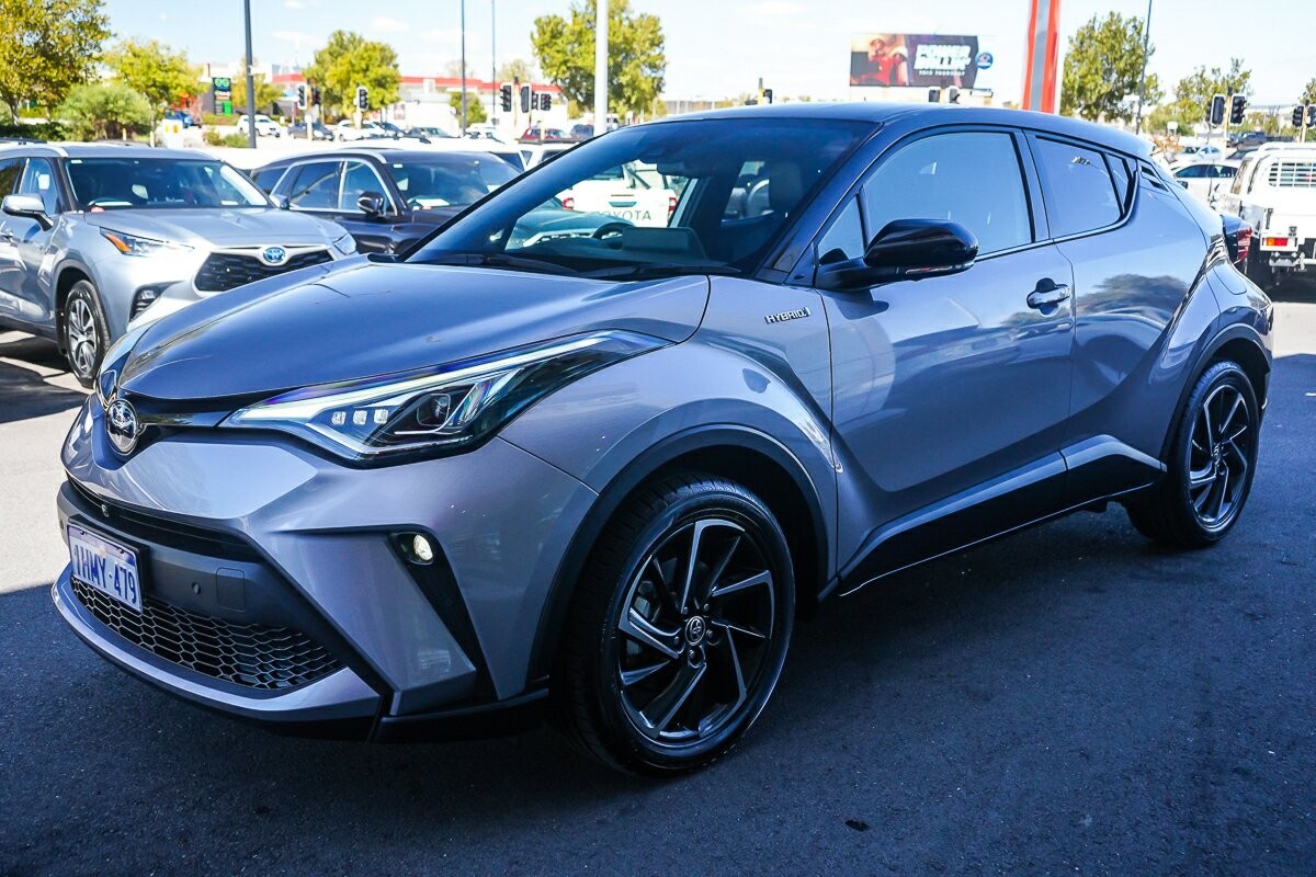 Toyota C-hr image 4