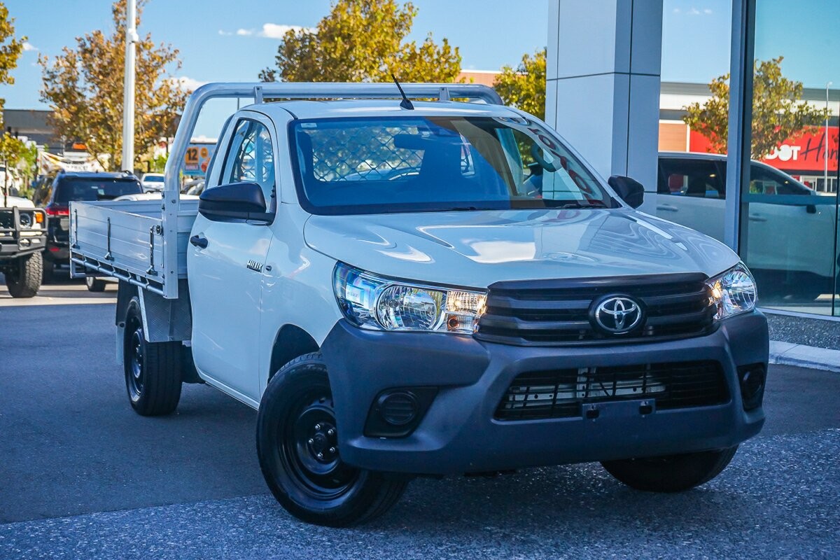 Toyota Hilux image 1