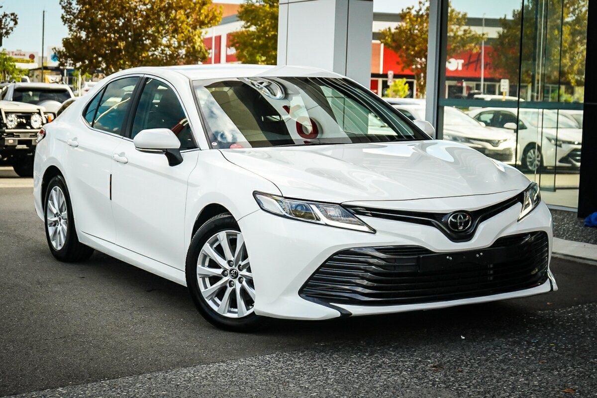 Toyota Camry image 1