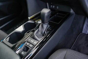 https://vehicle-cdn.autoleague.cloud/34708_6512346_18.jpg