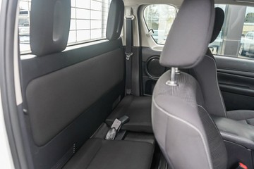 https://vehicle-cdn.autoleague.cloud/34708_6512409_12.jpg