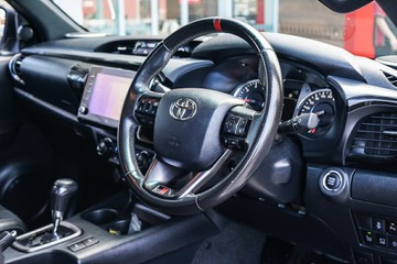 https://vehicle-cdn.autoleague.cloud/34708_6512434_15.jpg