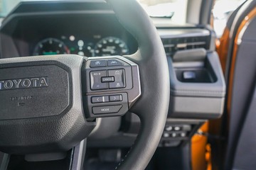 https://vehicle-cdn.autoleague.cloud/34708_6512435_14.jpg