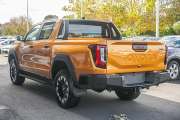 https://vehicle-cdn.autoleague.cloud/34708_6512435_6.jpg