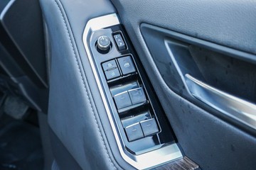 https://vehicle-cdn.autoleague.cloud/34708_6512436_14.jpg