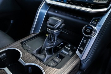 https://vehicle-cdn.autoleague.cloud/34708_6512436_22.jpg