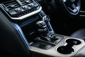 https://vehicle-cdn.autoleague.cloud/34708_6512436_25.jpg