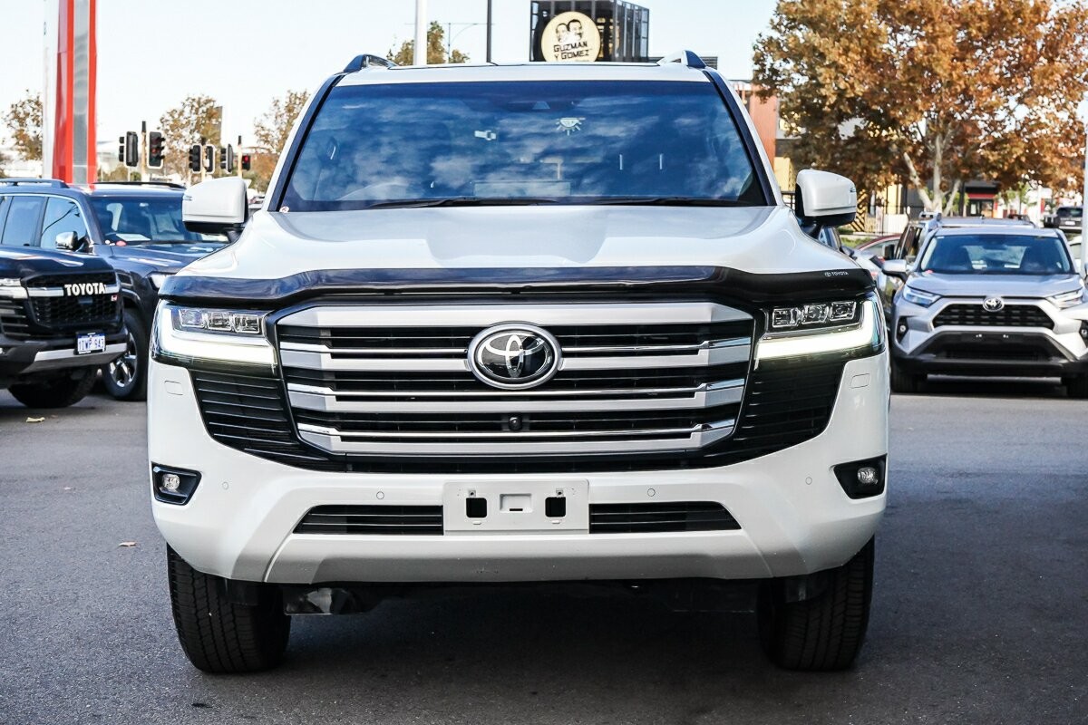 Toyota Landcruiser image 3