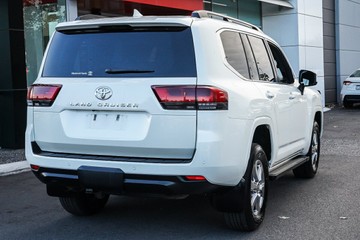 https://vehicle-cdn.autoleague.cloud/34708_6512436_8.jpg