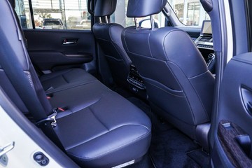 https://vehicle-cdn.autoleague.cloud/34708_6512450_11.jpg