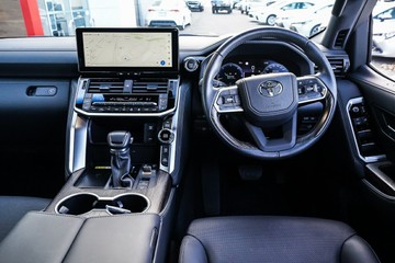 https://vehicle-cdn.autoleague.cloud/34708_6512450_12.jpg
