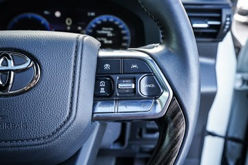 https://vehicle-cdn.autoleague.cloud/34708_6512450_18.jpg