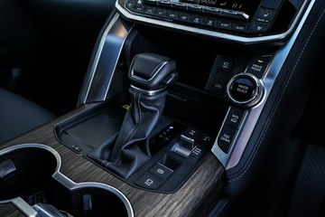 https://vehicle-cdn.autoleague.cloud/34708_6512450_22.jpg