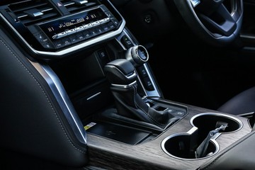https://vehicle-cdn.autoleague.cloud/34708_6512450_25.jpg