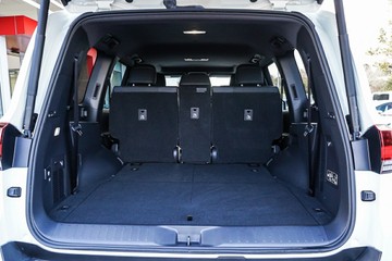 https://vehicle-cdn.autoleague.cloud/34708_6512450_9.jpg