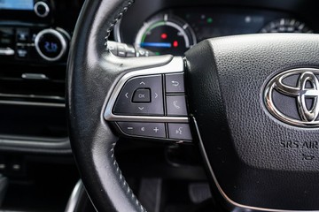 https://vehicle-cdn.autoleague.cloud/34708_6512464_16.jpg