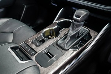 https://vehicle-cdn.autoleague.cloud/34708_6512464_21.jpg