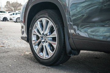https://vehicle-cdn.autoleague.cloud/34708_6512464_5.jpg