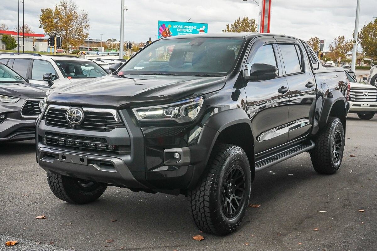 Toyota Hilux image 4