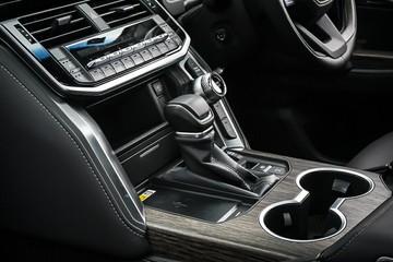 https://vehicle-cdn.autoleague.cloud/34708_6512493_26.jpg