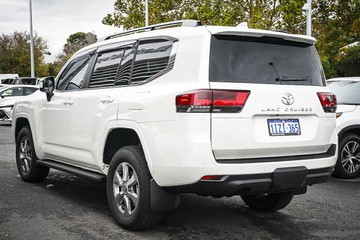 https://vehicle-cdn.autoleague.cloud/34708_6512493_6.jpg
