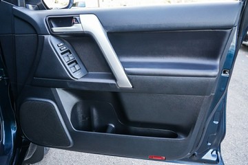 https://vehicle-cdn.autoleague.cloud/34708_6512498_10.jpg