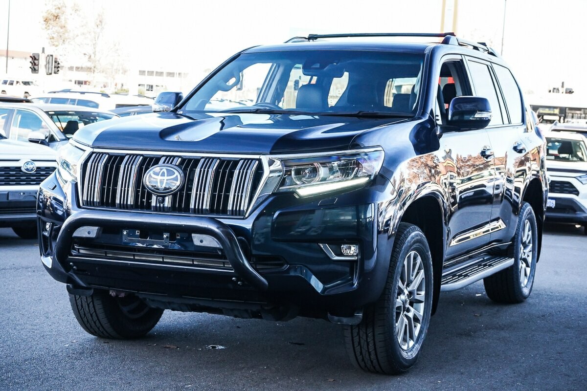 Toyota Landcruiser Prado image 4