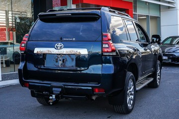https://vehicle-cdn.autoleague.cloud/34708_6512498_8.jpg