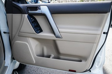 https://vehicle-cdn.autoleague.cloud/34708_6512505_10.jpg