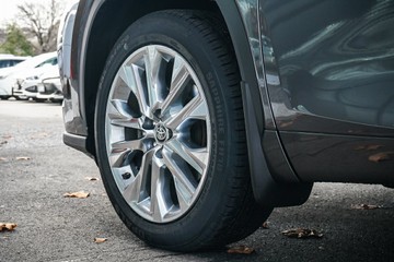 https://vehicle-cdn.autoleague.cloud/34708_6512511_5.jpg