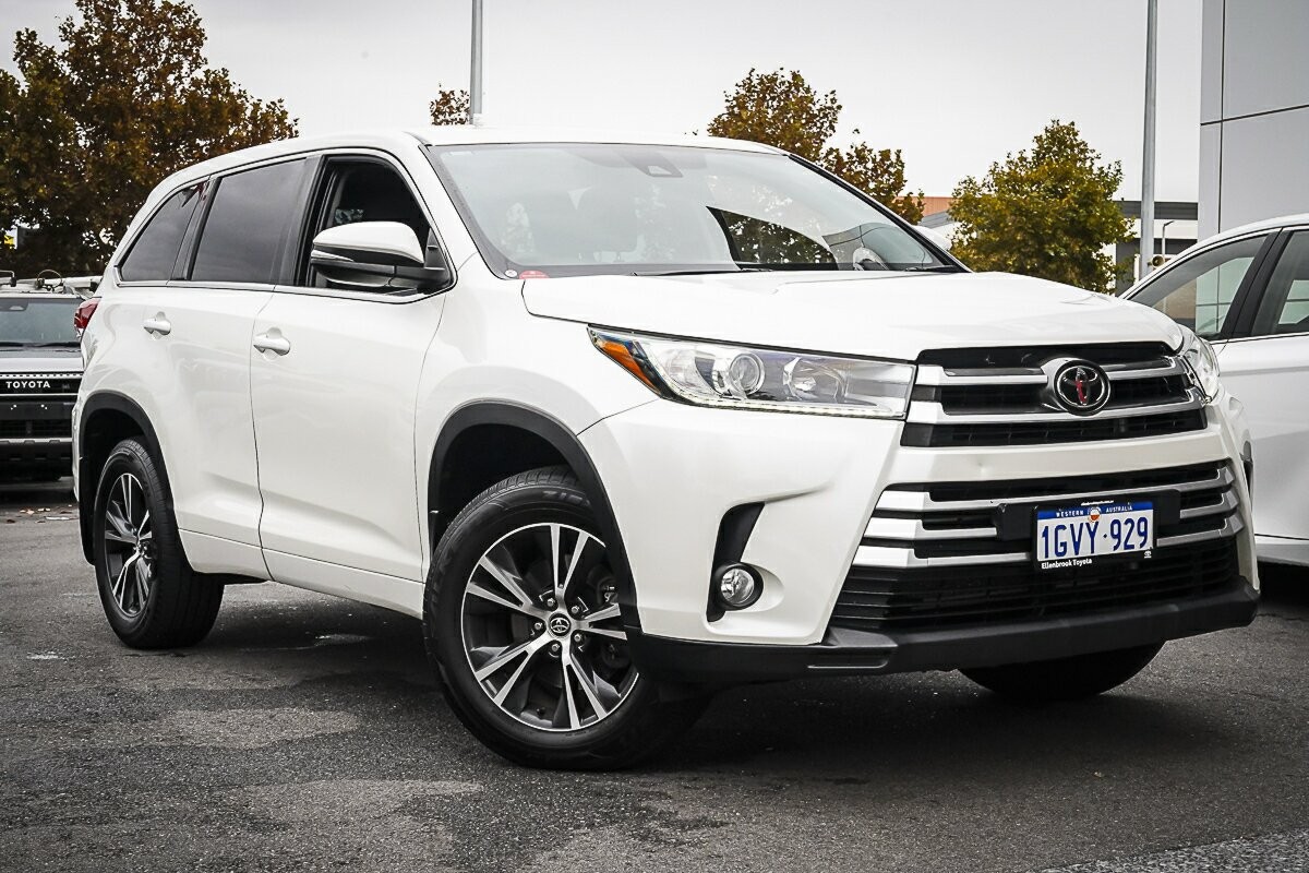 Toyota Kluger image 1