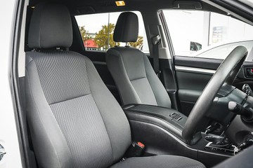 https://vehicle-cdn.autoleague.cloud/34708_6512513_16.jpg