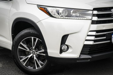 https://vehicle-cdn.autoleague.cloud/34708_6512513_2.jpg
