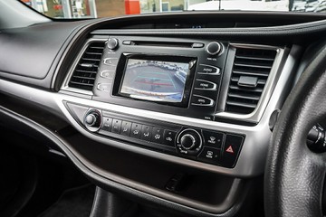 https://vehicle-cdn.autoleague.cloud/34708_6512513_21.jpg