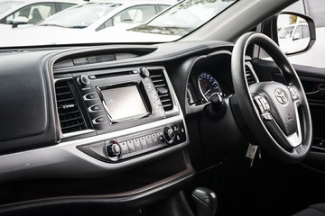 https://vehicle-cdn.autoleague.cloud/34708_6512513_24.jpg