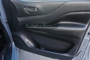 https://vehicle-cdn.autoleague.cloud/34708_6512533_11.jpg