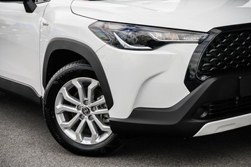 https://vehicle-cdn.autoleague.cloud/34708_6512563_2.jpg
