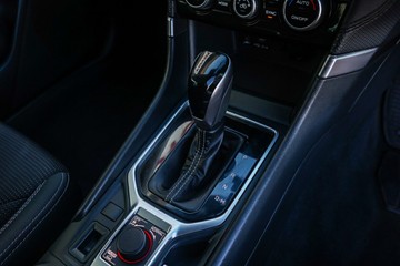 https://vehicle-cdn.autoleague.cloud/34708_6512574_18.jpg
