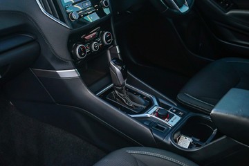 https://vehicle-cdn.autoleague.cloud/34708_6512574_22.jpg