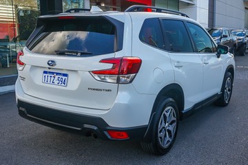 https://vehicle-cdn.autoleague.cloud/34708_6512574_8.jpg